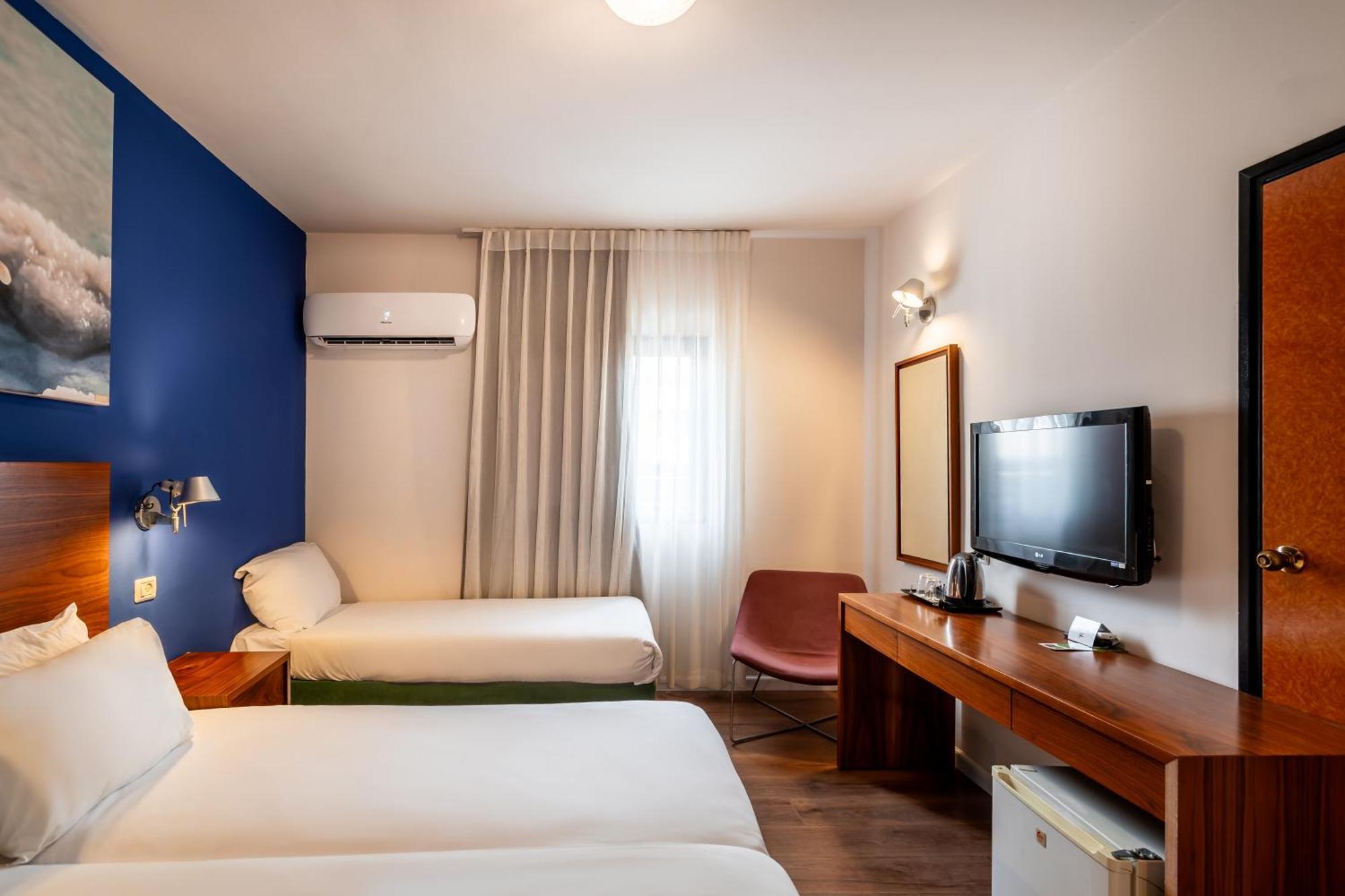 Jacob Tiberias Hotel Exterior photo